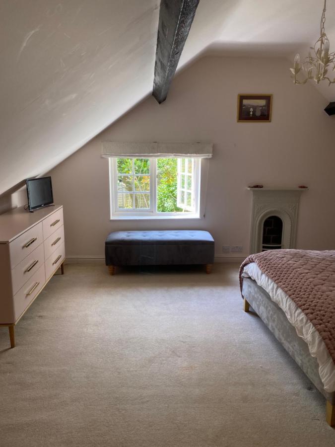 Bed and Breakfast Heathcote House Milborne Saint Andrew Exteriér fotografie